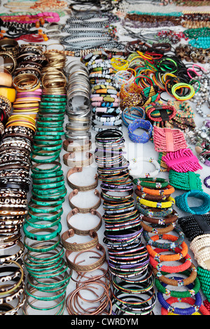 Afrikanische Armbänder Stockfoto