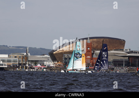 Segeln in der Cardiff Bay Stockfoto