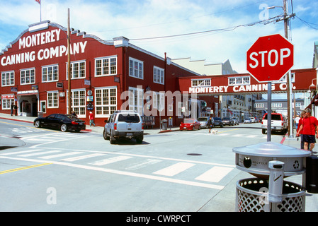 Monterey, Kalifornien, USA - Monterey Canning Company Building entlang Cannery Row Stockfoto