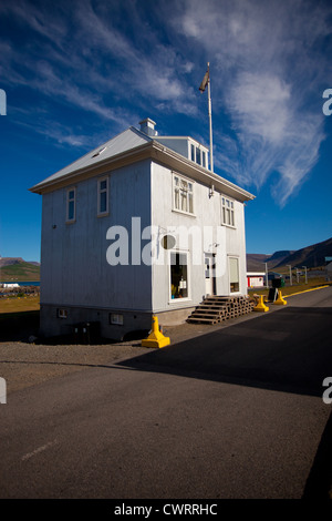 Altes Haus in der Landschaft Islands Westfjorde-Raum, Europa Stockfoto