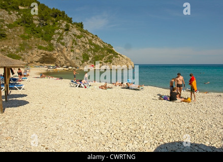 Playa la Grandadella, einer einsamen Bucht in der Nähe von Javea an der Costa Blanca, Spanien Stockfoto