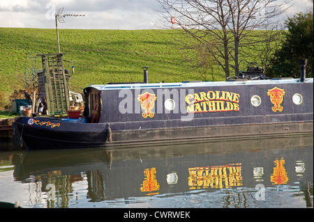 Kanalboote auf dem Fluss Lee Naivgation Kanal Stockfoto