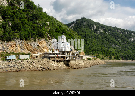 Rumänische Mracuna Kloster in der Schlucht des Eisernen Tor an der Donau zwischen Rumänien und Serbien Stockfoto