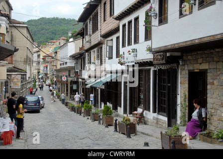 Straße in der alten Stadt Veliko Tarnovo in Nordbulgarien Stockfoto