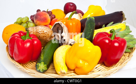 Obst und Gemüse ausreichend. Stockfoto