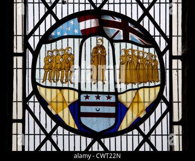 Befleckte Glas Rondell, St. James weniger Kirche, Sulgrave, Northamptonshire, England, UK Stockfoto