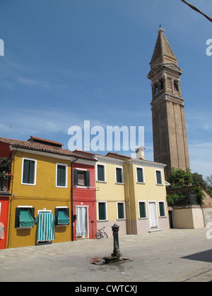 Bunte Häuser auf Burano in der venezianischen Lagune, Italien Stockfoto