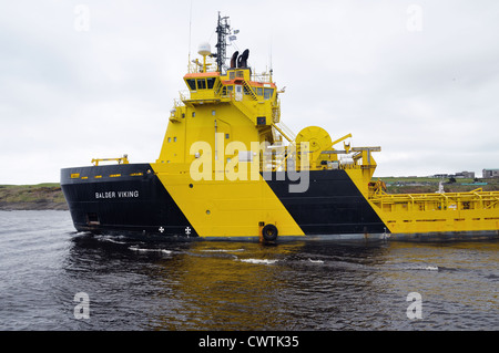 Die Balder Viking Aberdeen Hafen verlassen, April 2012 Stockfoto