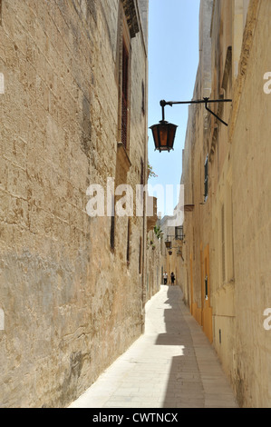 Gasse in der "stillen Stadt" Mdina, Malta Stockfoto