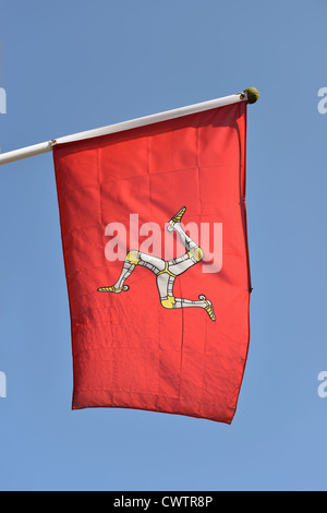 Isle Of Man Flagge, Weststraße, Dorking, Surrey, England, Vereinigtes Königreich Stockfoto
