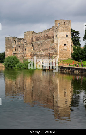 Newark Castle am Ufer des Flusses Trent, Nottinghamshire, England Stockfoto