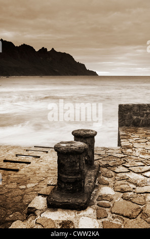 Slipway am Roque de Las Bodegas in der Nähe von Taganana im Anaga-Region von Teneriffa, Kanarische Inseln, Spanien Stockfoto