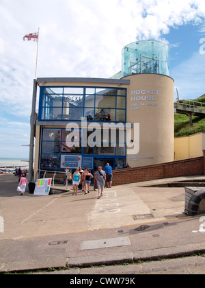 RNLI Rocket House Café Eingang, Cromer, Norfolk, Großbritannien Stockfoto