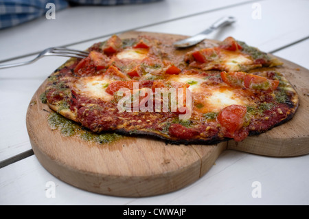 Organische Pizza bei daylesford, Cotswolds, Gloucestershire, England, UK. Stockfoto