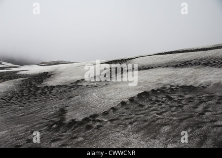 Schnee in Felslandschaft eingefroren Stockfoto