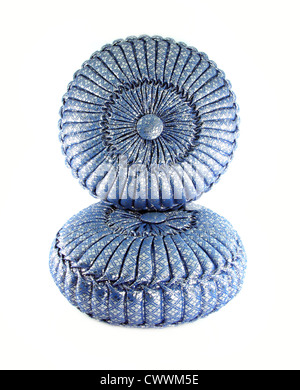 Thai-Stil Kunst Kissen isoliert auf weißem Hintergrund Stockfoto