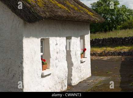 Rustikale Hütte in der Nähe von Kinvara Dorf, County Galway, Irland. Stockfoto