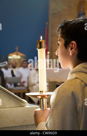 Feier der göttlichen Liturgie am St. Sharbel Maronite katholische Kirche Stockfoto