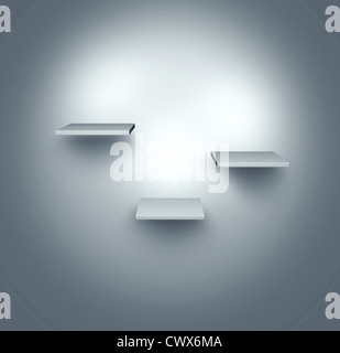 Leere Regale auf eine leere weiße Wand für Ausstellung und Ausstellung in einer Schrankwand Inneneinrichtung als Möbel indoor Installation mit einem leichten und Scheinwerfer beleuchten die Regal-Display. Stockfoto