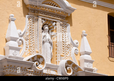 Kirche der Muttergottes von der Barmherzigkeit, die Iglesia de Nuestra Señora de la Merced, Antigua Guatemala, UNESCO-Weltkulturerbe. Stockfoto