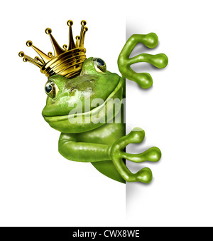 Froschkönig mit Goldkrone mit einem leeren vertikale leere Schild stellvertretend für das Märchen-Konzept der Veränderung und Transformation von ein Amphibium, Lizenzgebühren, die eine wichtige Botschaft zu vermitteln. Stockfoto