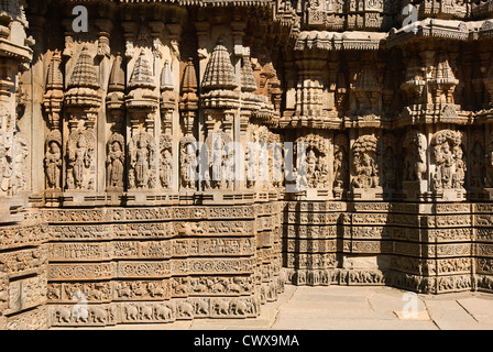 Elk201-2244 Indien, Karnataka, Somnathpur, Hoysala Keshav Tempel, Schnitzereien Stockfoto