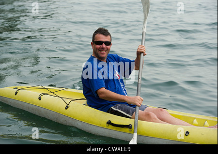 Touristischen Kanusport am Kivusee, Karongi, Ruanda Stockfoto