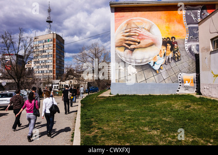 Universität von Priština, der philosophischen Fakultät. Diese Institution albanische Sprache entstand nach dem Kosovo-Krieg Stockfoto