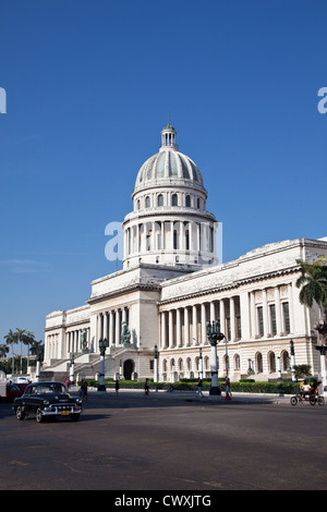 Die atemberaubende El Capitolio in Havanna Gebäude ist eine beeindruckende Sehenswürdigkeit. Stockfoto