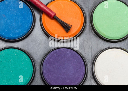 Hintergrund der Wasser-Farbpaletten Stockfoto