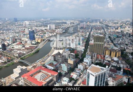 Aerial Morgen Panoramasicht von Ho-Chi-Minh-Stadt, Vietnam Blick nach Süden vom Bezirk ein. Stockfoto