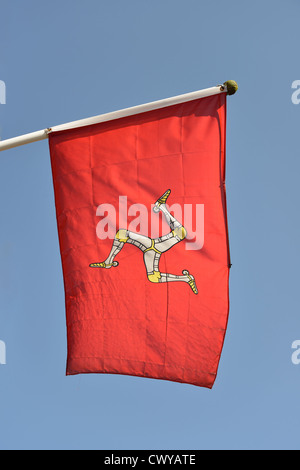 Isle Of Man Flagge, Weststraße, Dorking, Surrey, England, Vereinigtes Königreich Stockfoto