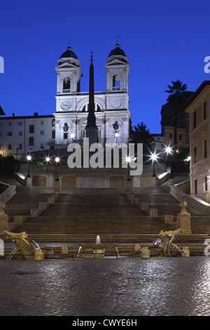 Spanische Treppe in Rom bei Nacht Stockfoto