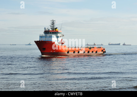 Der PSV Viking Nereus, zuvor die Malaviya 19, Eingabe von Aberdeen Harbour 2012 Stockfoto