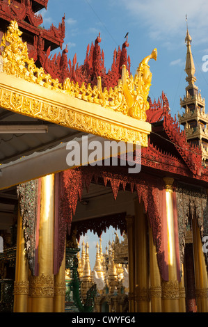 Shwedagon Paya (Shwedagon-Pagode), Yangon (Rangoon), Myanmar (Burma) Stockfoto