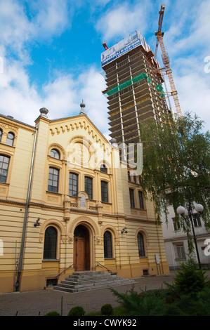 Neo-Romansque Stil orthodoxe Synagoge (1902) entlang Twarda Straße jüdischen Viertel Muranow Warschau Polen Mitteleuropa Stockfoto