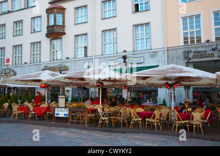 Restaurant Terrassen Raekoja Plats Quadrat Altstadt Tallinn Estland Europa Stockfoto