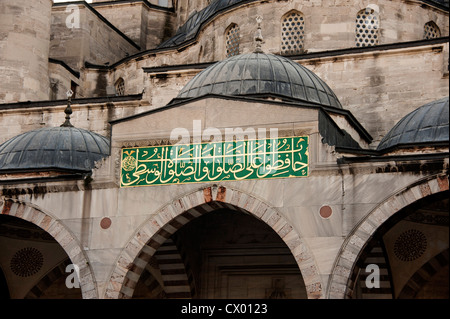 Außen die blaue Moschee oder Sultan Ahmed Camii in Istanbul Türkei Stockfoto