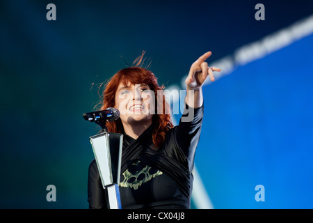 Florence Welsh von Florenz und die Maschine auf der Hauptbühne, T im Park 2012 bei Balado, in der Nähe von Kinross, Schottland. Stockfoto