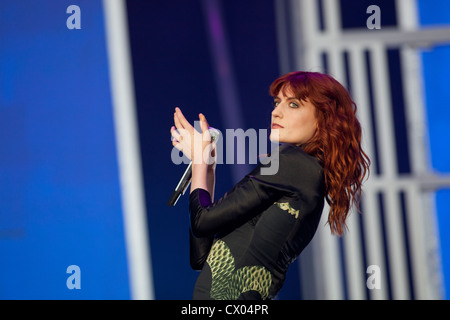 Florence Welsh von Florenz und die Maschine auf der Hauptbühne, T im Park 2012 bei Balado, in der Nähe von Kinross, Schottland. Stockfoto