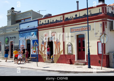 Cafés und Bars in Sagres, Algarve, Portugal Stockfoto