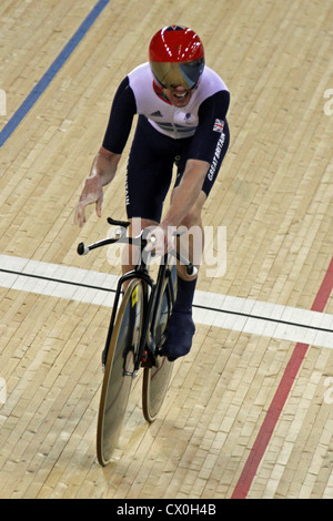 Richard Waddon von Großbritannien im Herren Einzel C1-2-3 1km-Zeitfahren bei den Paralympics London 2012 Stockfoto