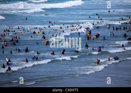 Blick auf den Surf-Strand, Perranporth Dorf; Cornwall Grafschaft; England; UK Stockfoto