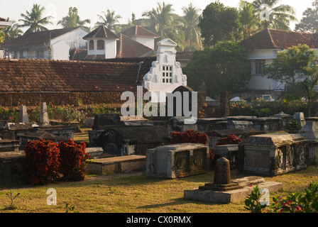 Elk201-3421 Indien, Kerala, Kochi, Niederländisch Friedhof Stockfoto