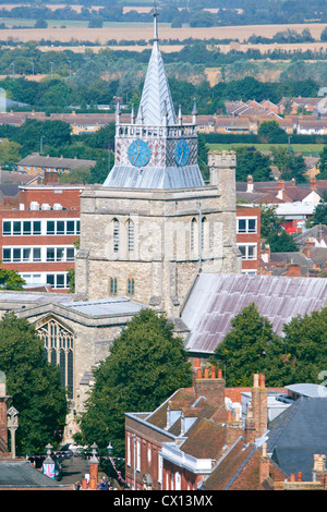 Blick auf Altstadt Aylesbury einschließlich Str. Marys Kirchturm von oben genommen Stockfoto