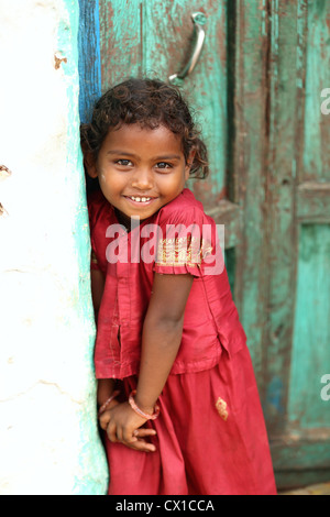 Sehr scheu ländlichen Inderin Andhra Pradesh in Indien Stockfoto