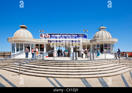 Cromer Pier Eingang cromer North Norfolk England UK GB EU Europa Stockfoto