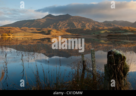 Ben Cruchan spiegelt sich in Loch Tromlee, Westküste von Schottland. Stockfoto