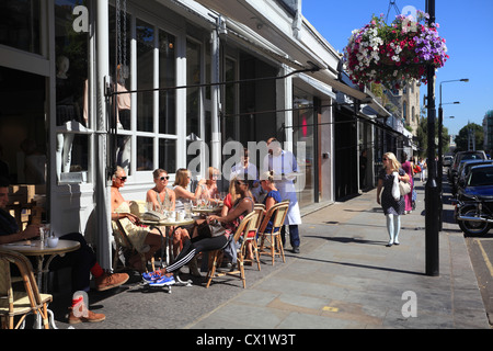 Cafés in Westbourne Grove Notting Hill London W11 Stockfoto