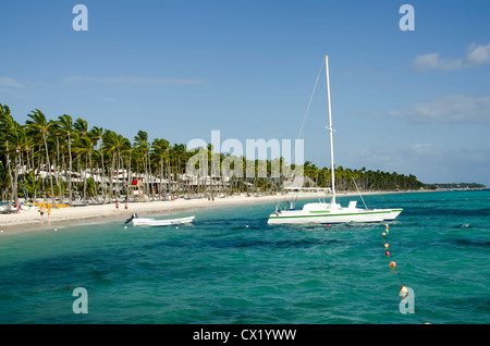 Segelboot aus Bavaro Beach, Punta Cana, Dominikanische Republik Stockfoto